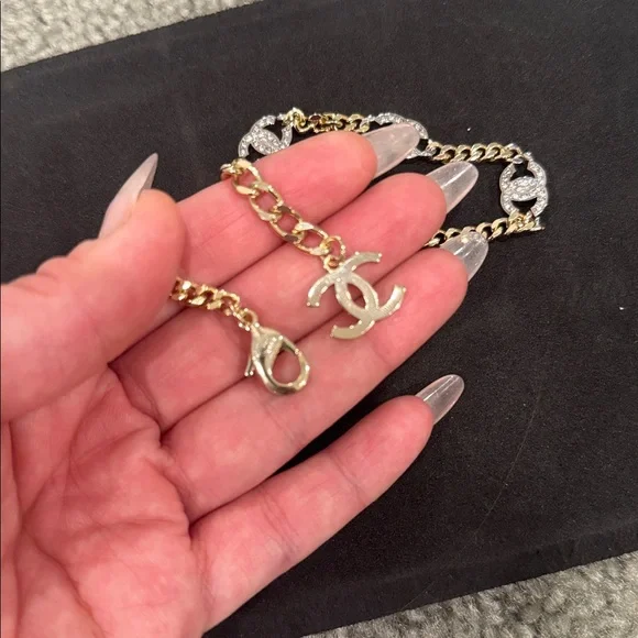 Classic 5 cc logo choker - Picture 3 of 3